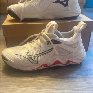WAVE MOMENTUM 3 TEAM CANADA SPECIAL EDITION WOMEN'S SHOES
